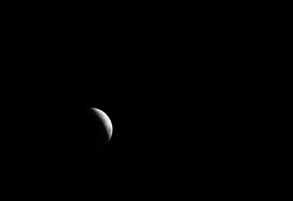 Apr 4 - Lunar Eclipse