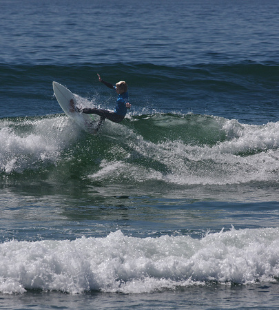 K7 surfer 012932